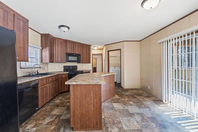 12885 Scenic Drive, Rogers, AR 72756