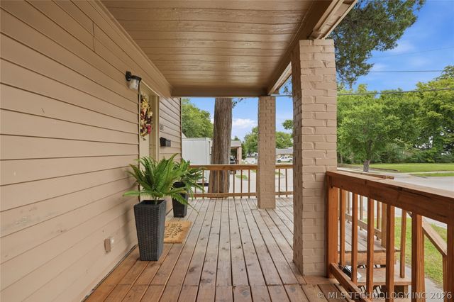 802 S Trenton Avenue, Tulsa, OK 74120