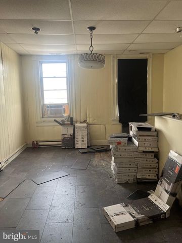 3121 E MONUMENT ST, Baltimore, MD 21205