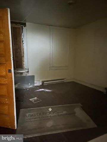 3121 E MONUMENT ST, Baltimore, MD 21205