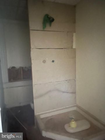 3121 E MONUMENT ST, Baltimore, MD 21205