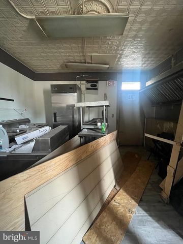 3121 E MONUMENT ST, Baltimore, MD 21205