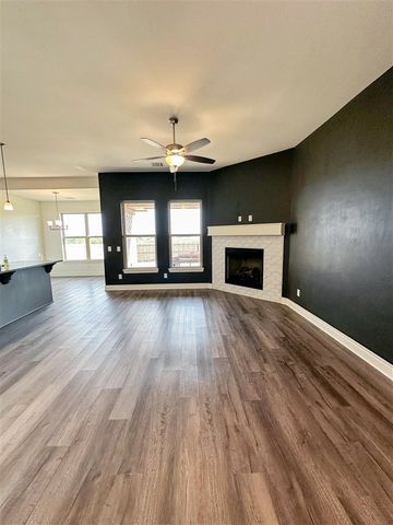 7910 SW Powell Court, Lawton, OK 73505