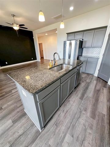 7910 SW Powell Court, Lawton, OK 73505