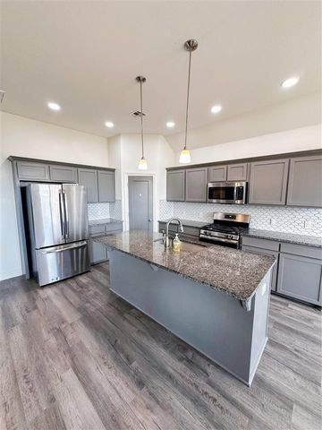 7910 SW Powell Court, Lawton, OK 73505