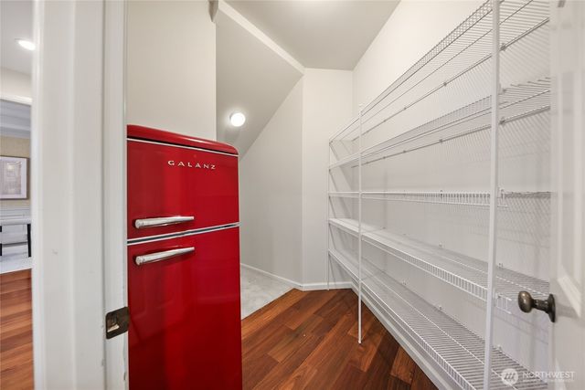 5810 Mont Blanc Pl NW, Issaquah, WA 98027