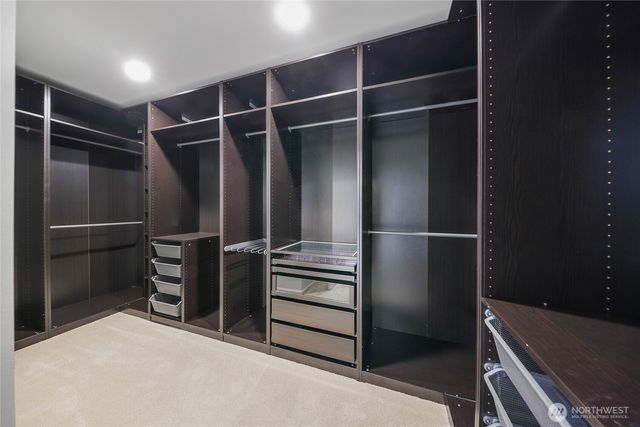 5810 Mont Blanc Pl NW, Issaquah, WA 98027