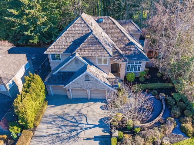 5810 Mont Blanc Pl NW, Issaquah, WA 98027