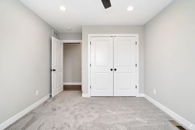 216 Highland Pointe Drive, Manhattan, KS 66503