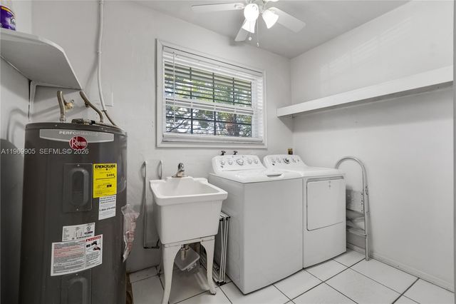 215 Entrada Dr 1, Hollywood, FL 33021