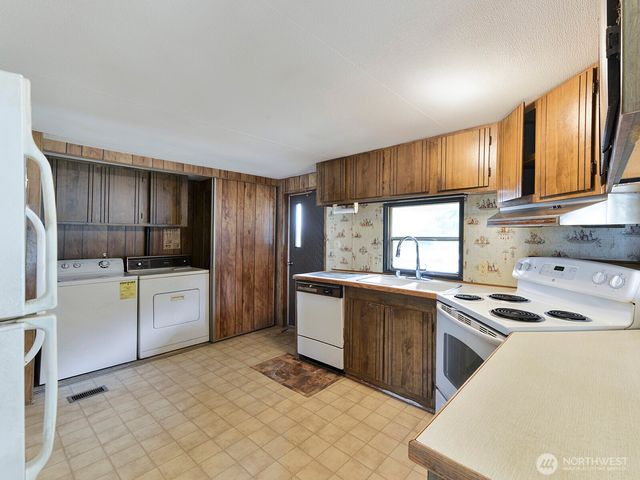 20725 9th Avenue E #6, Spanaway, WA 98387