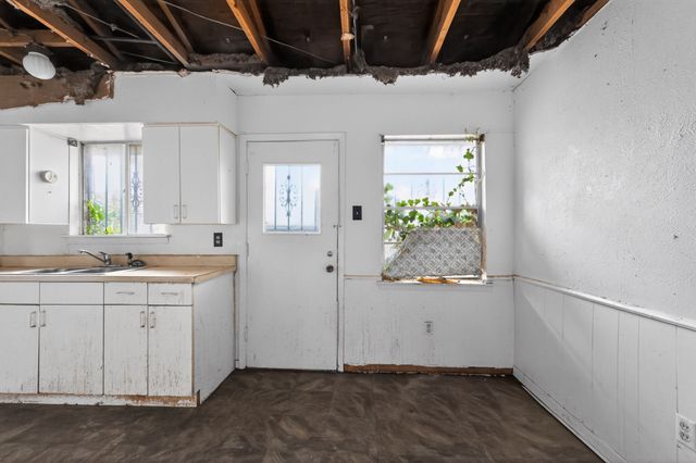 6245 Fenway Street, Dallas, TX 75217