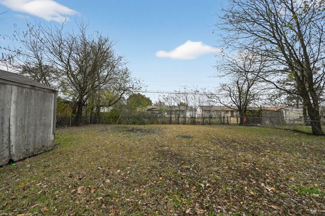 6245 Fenway Street, Dallas, TX 75217