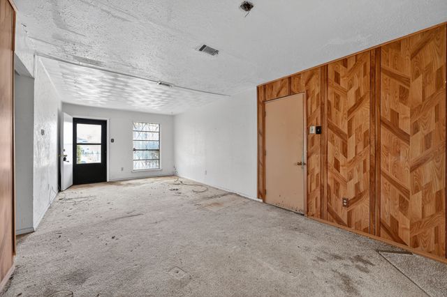 6245 Fenway Street, Dallas, TX 75217