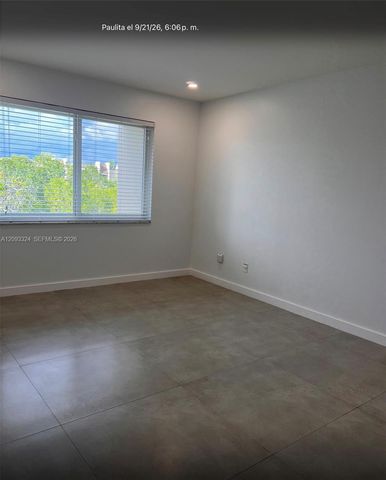 7732 Camino Real 402, Miami, FL 33143