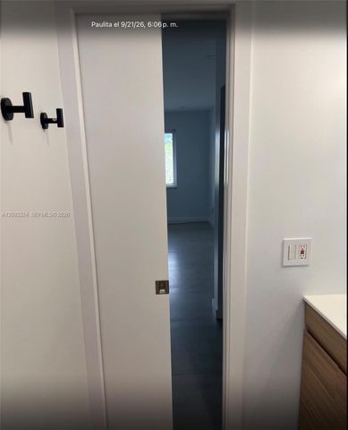 7732 Camino Real 402, Miami, FL 33143