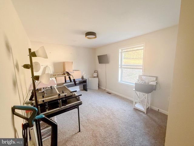 77 MARTIN RD, Conowingo, MD 21918