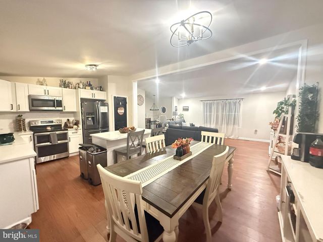 77 MARTIN RD, Conowingo, MD 21918