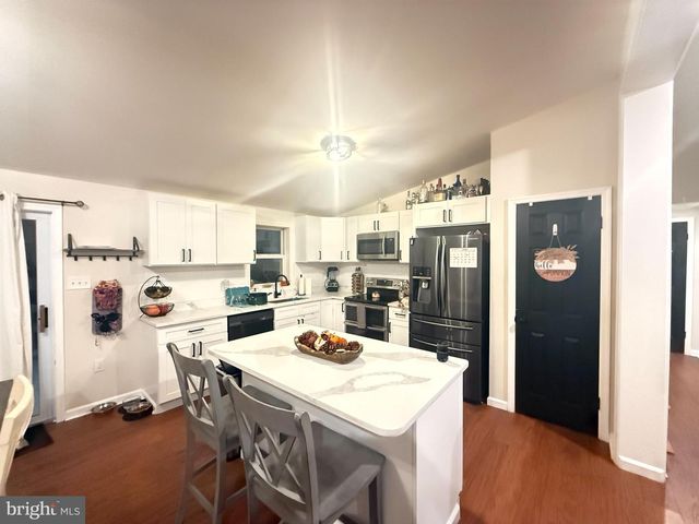 77 MARTIN RD, Conowingo, MD 21918