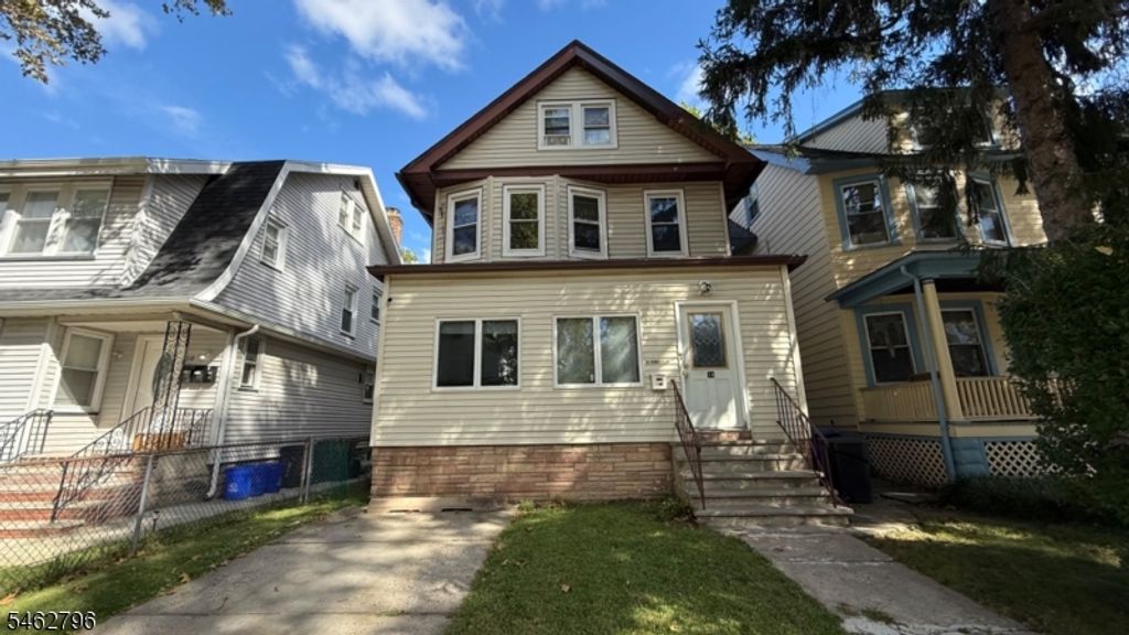 54 Olive St, Bloomfield Twp., NJ 07003 — exterior