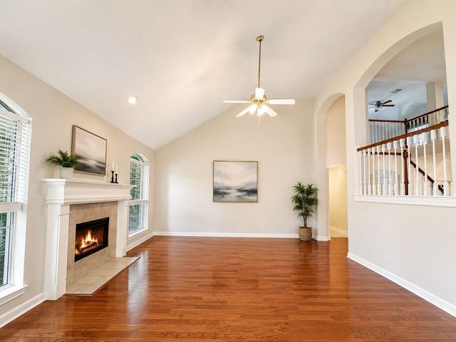 223 Wild Oak Run, Houston, TX 77094