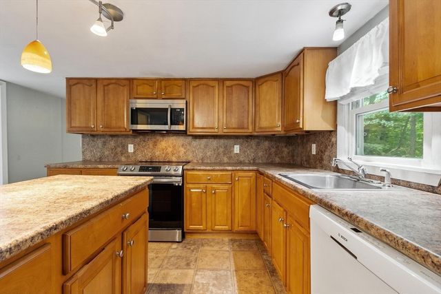 6 Winters Drive, Westminster, MA 01473