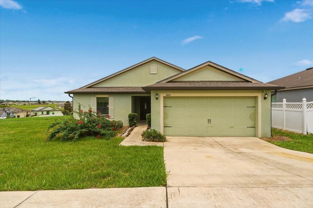 1603 ELLINGTON DRIVE, Dundee, FL 33838