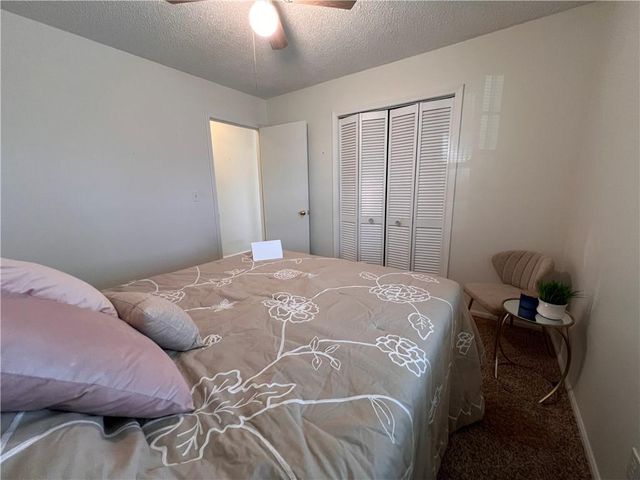 201 S Vine Street, Mclouth, KS 66054