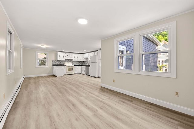 11 Central, Merrimac, MA 01860