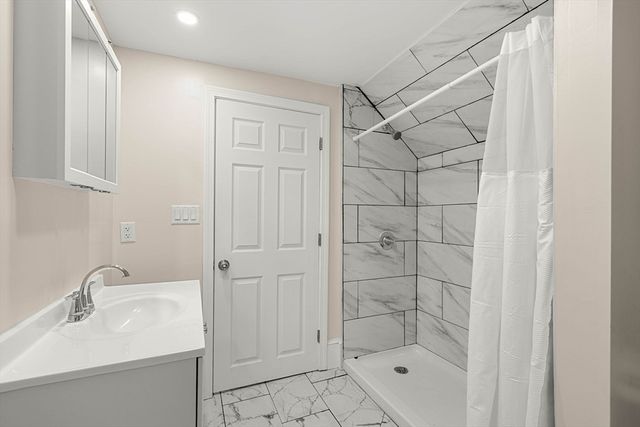 11 Central, Merrimac, MA 01860