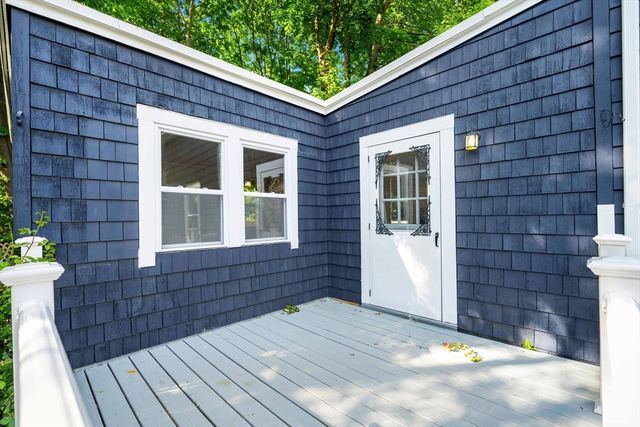 11 Central, Merrimac, MA 01860