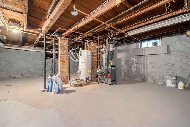 11 Central, Merrimac, MA 01860