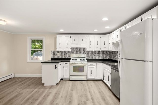 11 Central, Merrimac, MA 01860