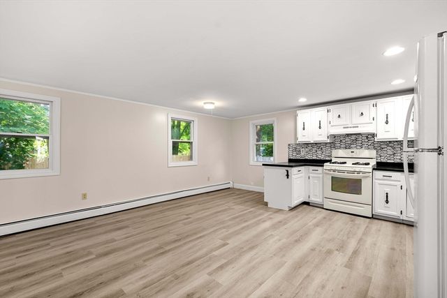 11 Central, Merrimac, MA 01860