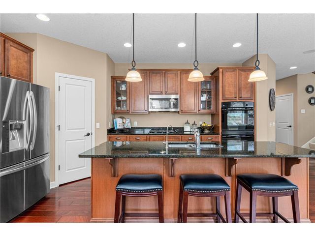 10723 Maple Boulevard, Saint Paul, MN 55129