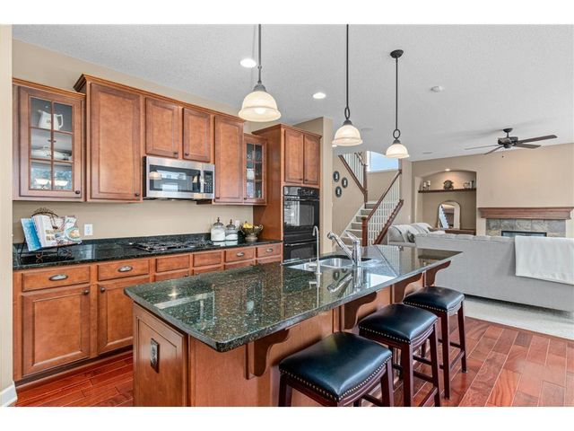 10723 Maple Boulevard, Saint Paul, MN 55129