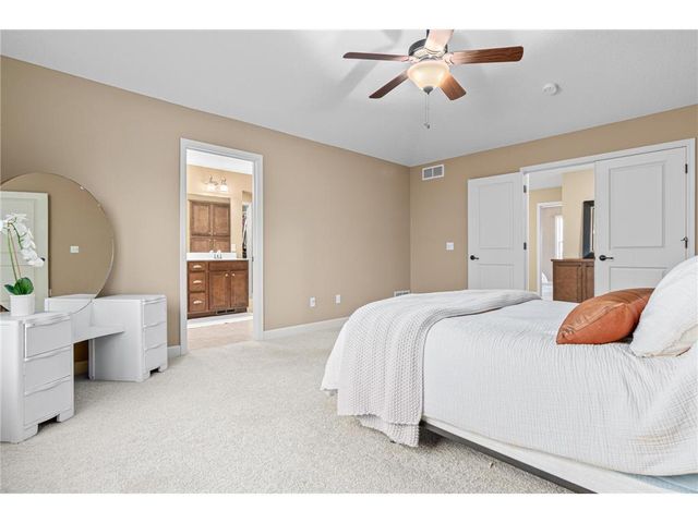 10723 Maple Boulevard, Saint Paul, MN 55129