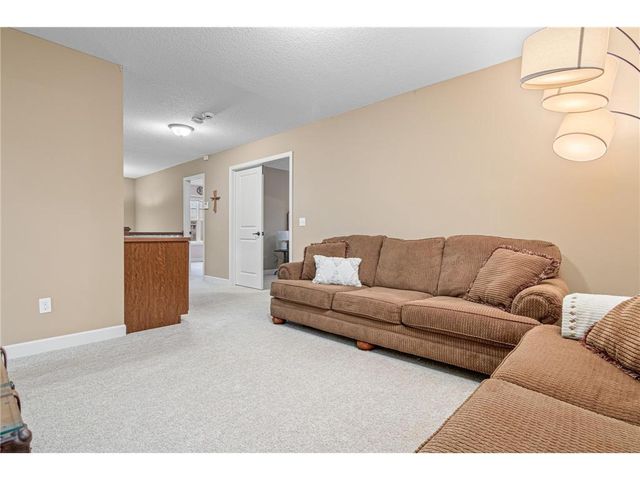 10723 Maple Boulevard, Saint Paul, MN 55129