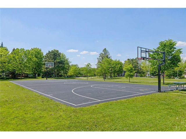 10723 Maple Boulevard, Saint Paul, MN 55129