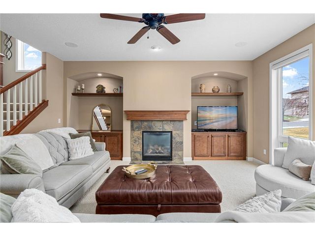 10723 Maple Boulevard, Saint Paul, MN 55129