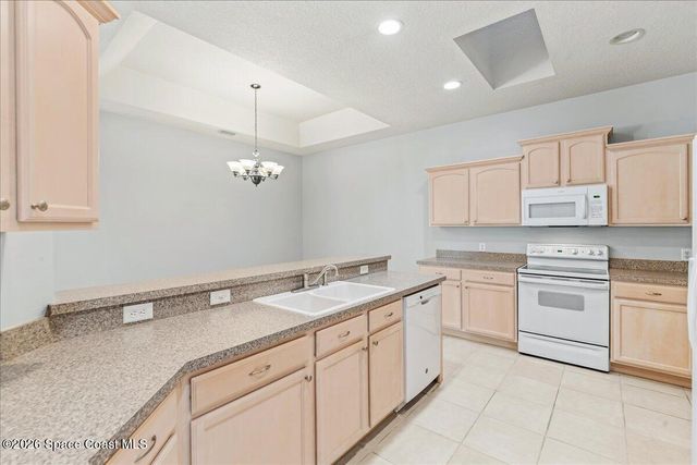 552 Wedge Court SE, Palm Bay, FL 32909