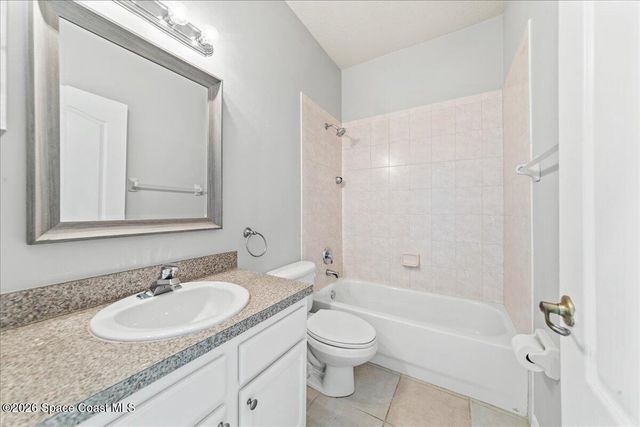 552 Wedge Court SE, Palm Bay, FL 32909