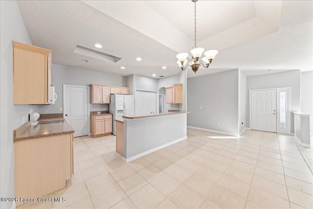 552 Wedge Court SE, Palm Bay, FL 32909