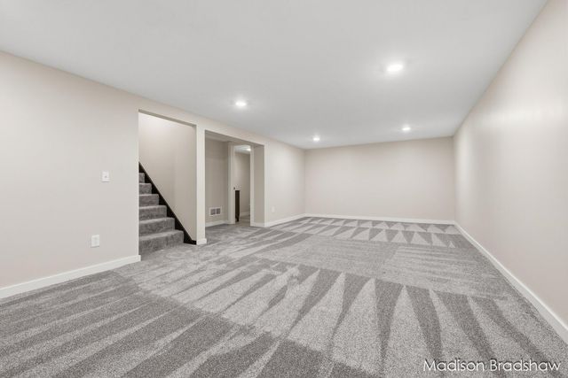 7836 Elbow Drive, Jenison, MI 49428