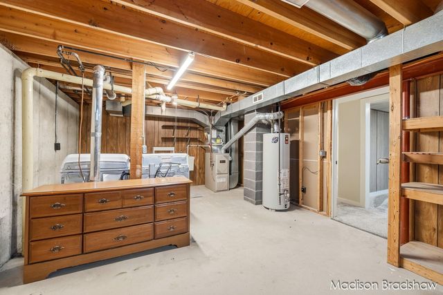 7836 Elbow Drive, Jenison, MI 49428