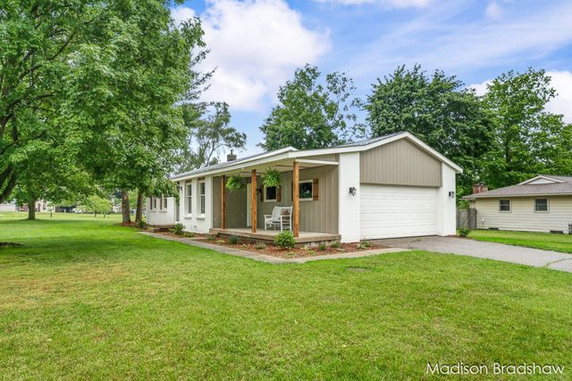 7836 Elbow Drive, Jenison, MI 49428