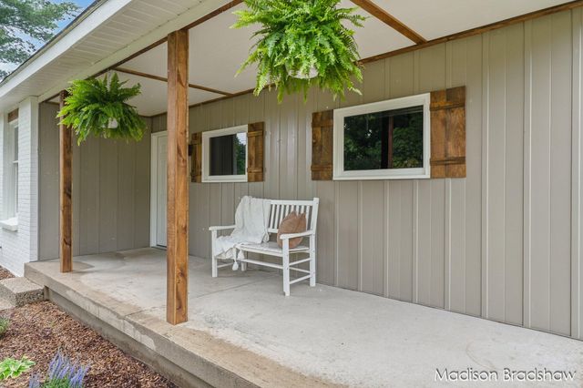 7836 Elbow Drive, Jenison, MI 49428