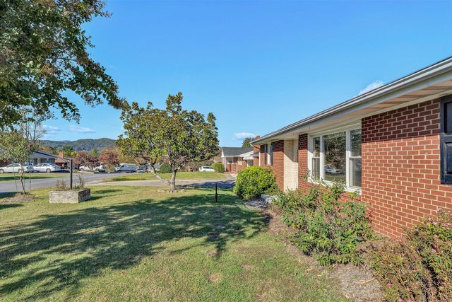 3358 Melody AVE, Roanoke, VA 24018