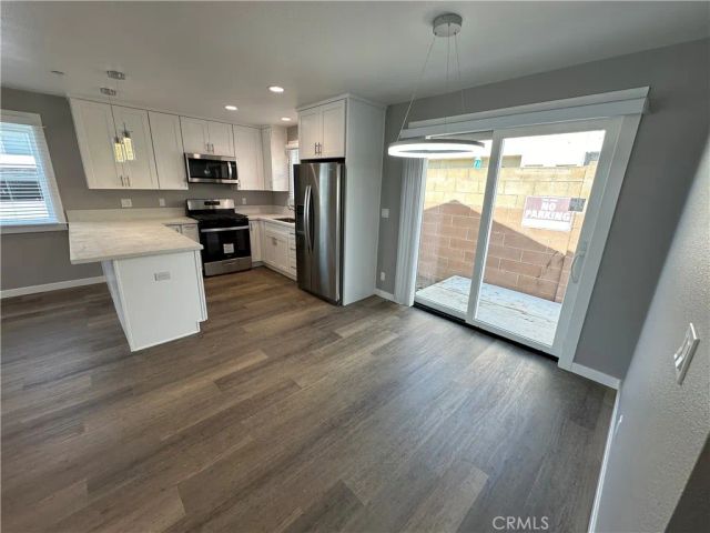 211 N Parker Street, Orange, CA 92868