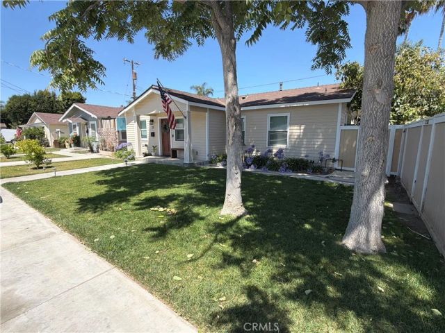 211 N Parker Street, Orange, CA 92868